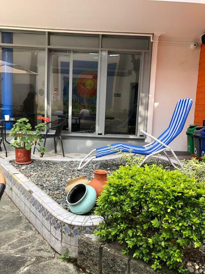 Backpackers Inn Medellín Extérieur photo