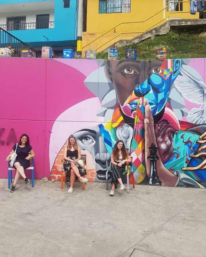 Backpackers Inn Medellín Extérieur photo