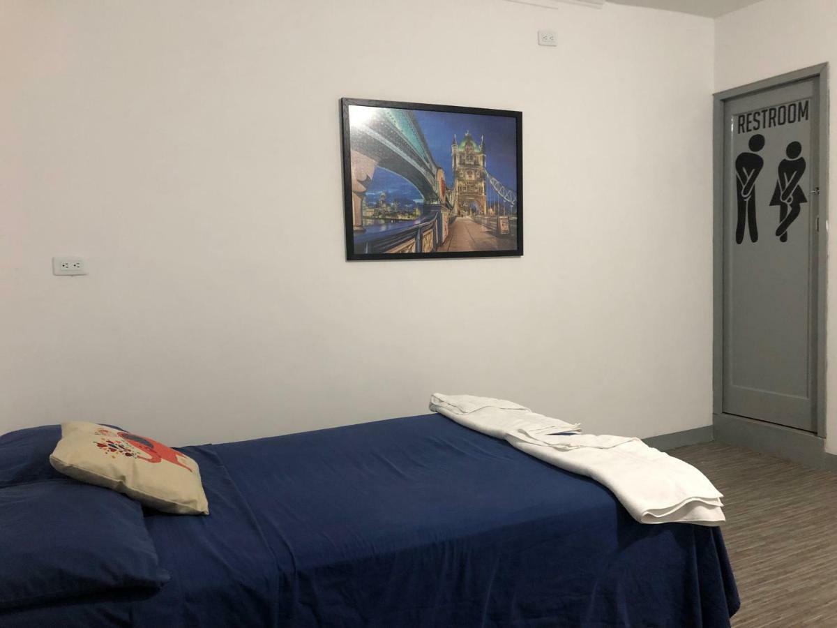 Backpackers Inn Medellín Extérieur photo
